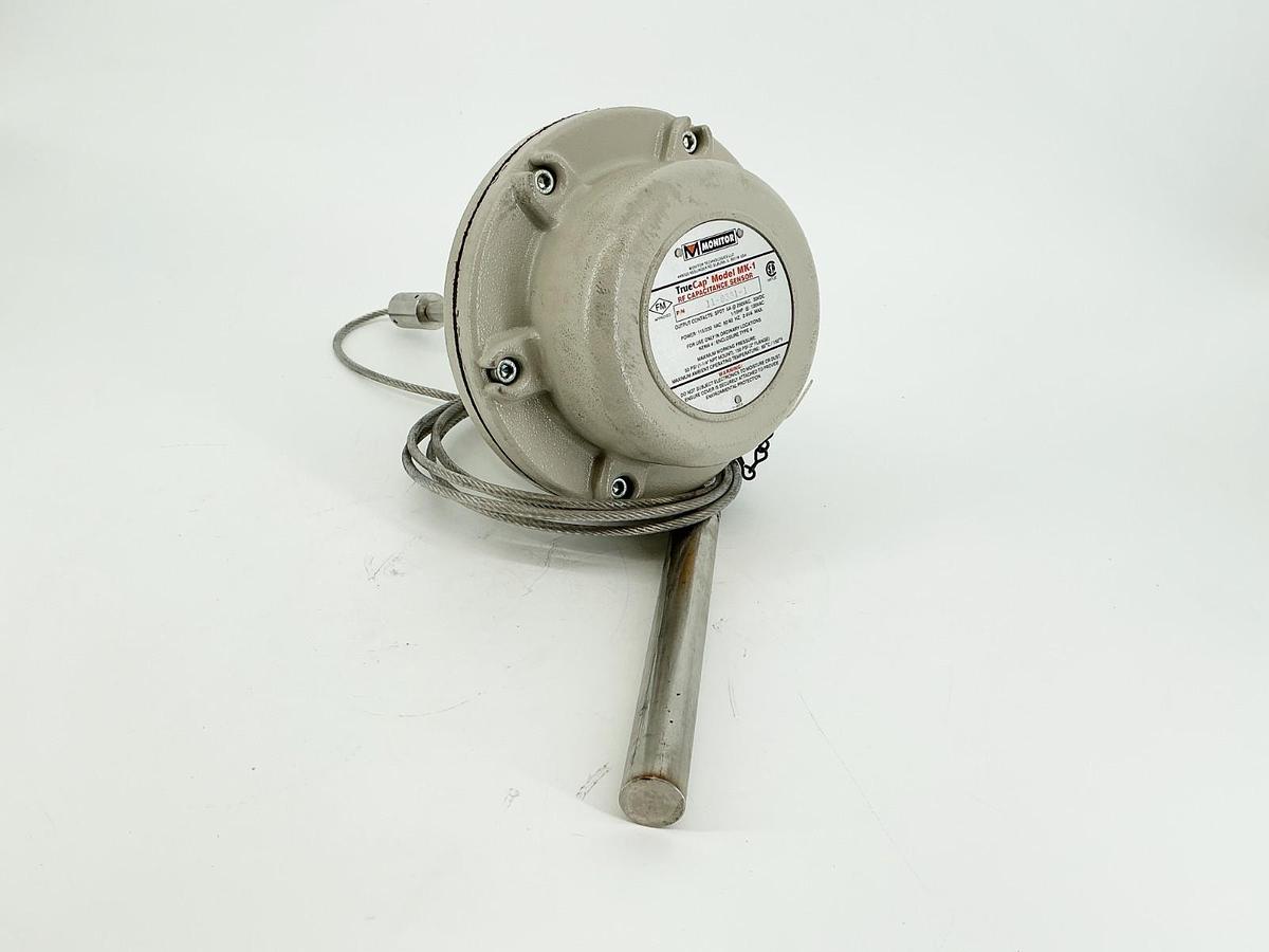 New Monitor 11-8331-1 Level Switch Sensor Probe 10HO 230V 30PSI - No Box