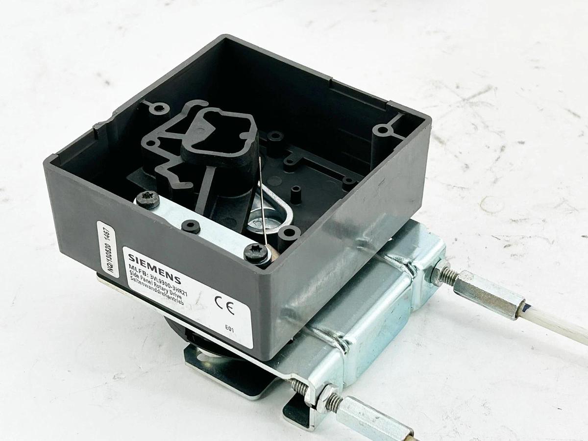 New Siemens 3VL9300-3HR21 Side Panel Rotary Drive 1000MM Bowden Cable
