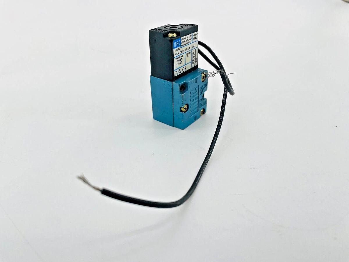 Used Mac Valves 45A-DH2-DAAA-1BA Solenoid Valve 110/120V 5.4W