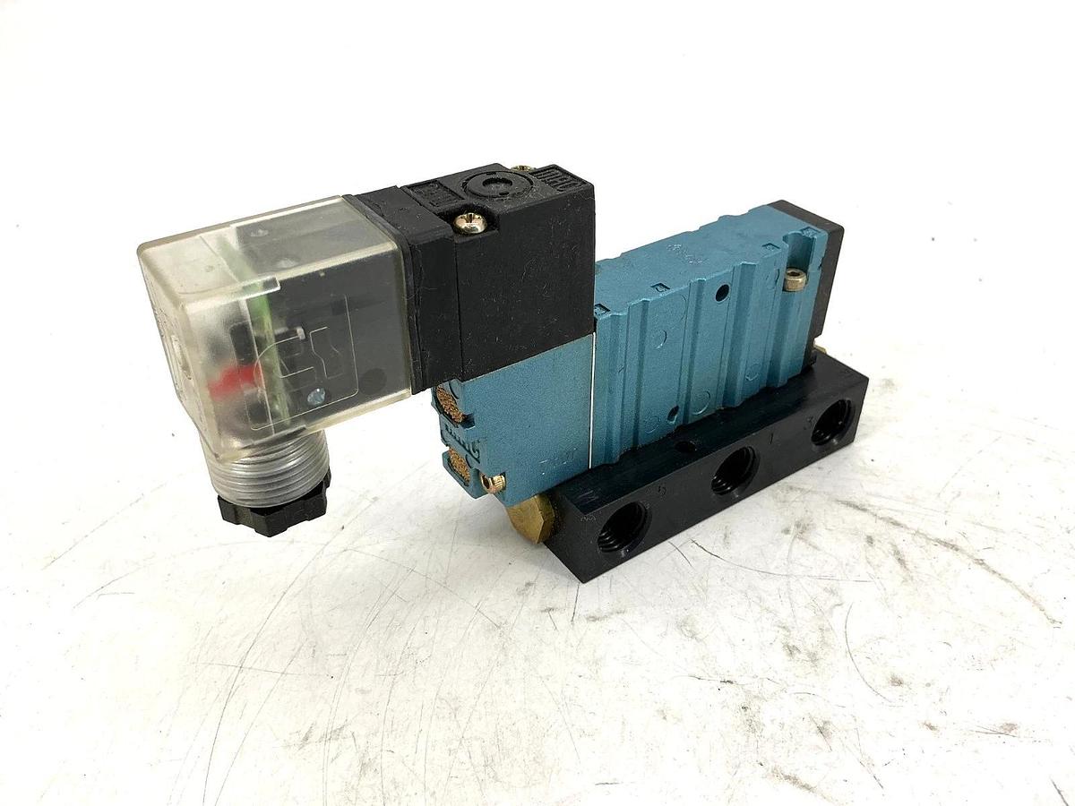 New MAC Valves 413A-BAA-DM-DDAJ-1JD Solenoid Valve 5.4Watts 120PSI 24VDC