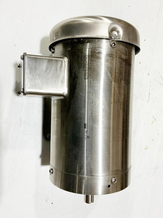 New Baldor CSSEWDM3558T-5 Electric Motor 2HP 575V 1750RPM 3PH 35Z202L784G1