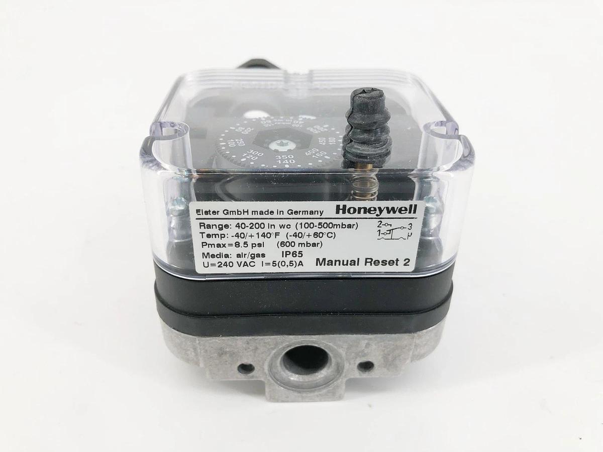 New Honeywell C6097B3051 Pressure Switch 1/4''NPT 40-200'' WC 84449390