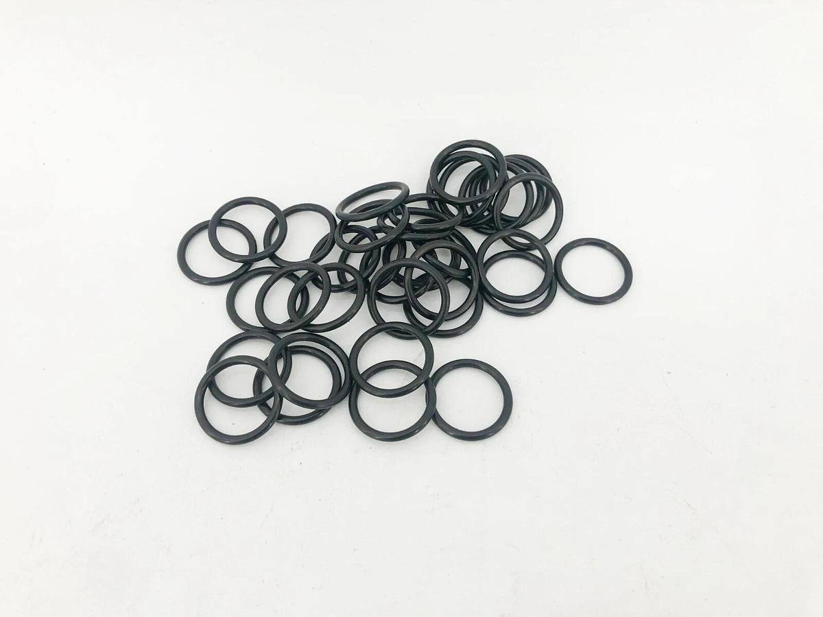 Lot of 35 New Buhler UNN-44020-222 O-Rings
