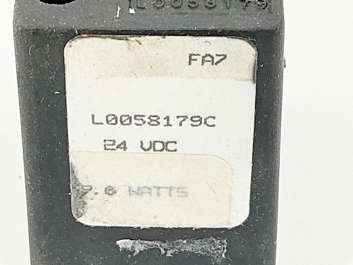New Parker L0058179C Solenoid Coil 24VDC - No Box