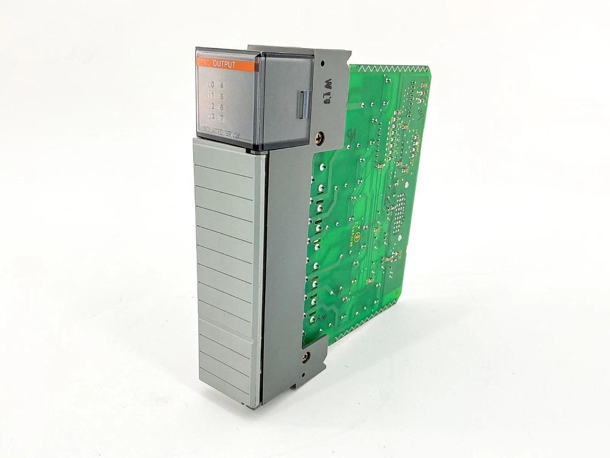 Used Allen Bradley 1746-OXB SLC500 Output Module PLC 250V 30A Ser.A