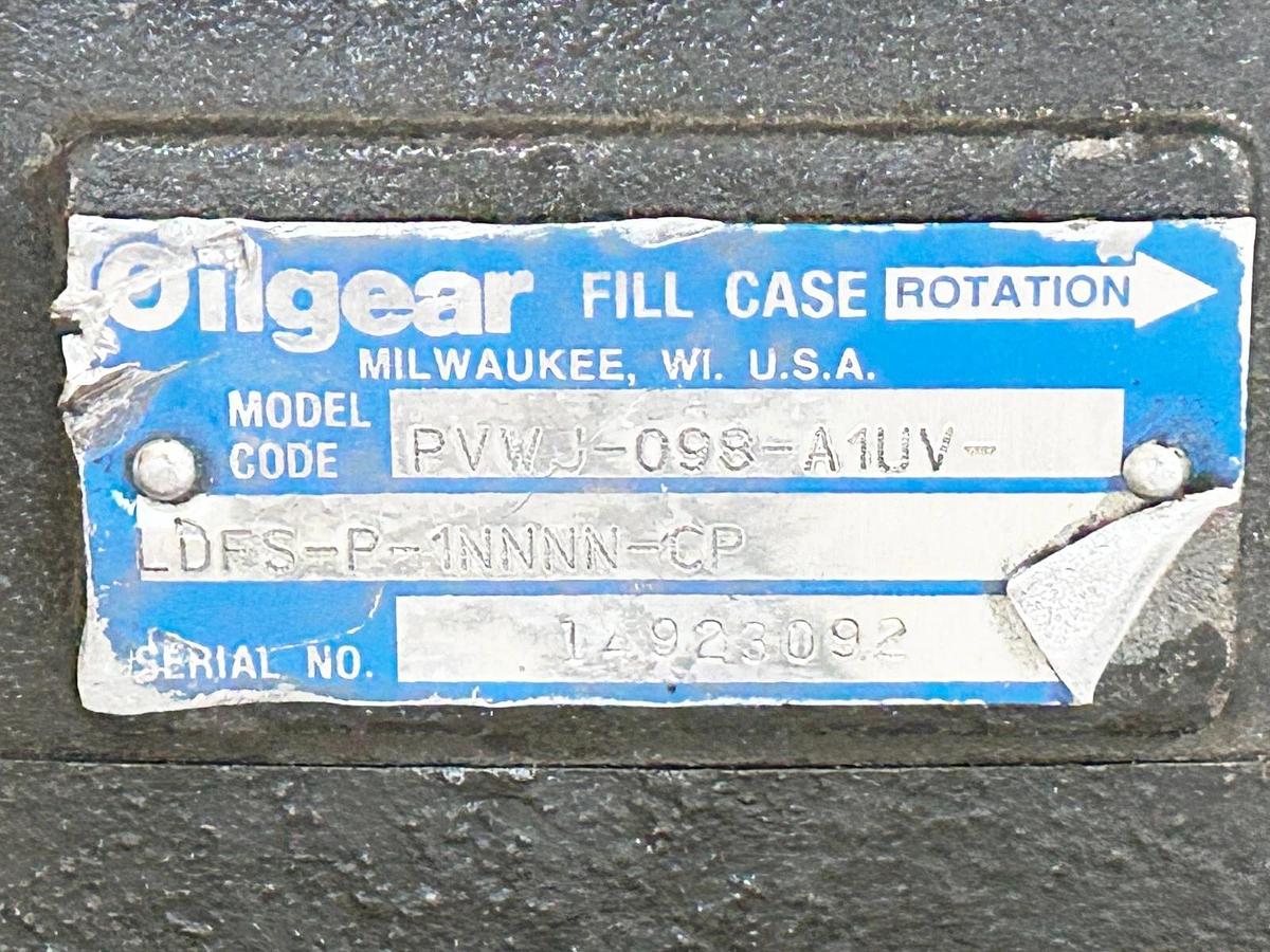 New Oilgear PVWJ-098-A1UV-LDFS-P-1NNNN-CP Hydraulic Piston Pump
