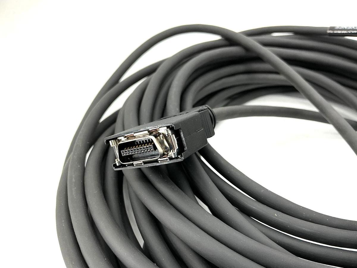 New Keyence CA-CN17 Camera Cable Female 16-Pin 17m Shielded CACN17