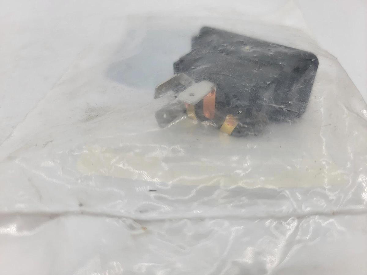 New International 1661247C2 Engine Brake Selector Switch