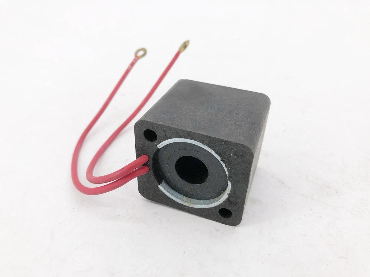 New Parker L0030153 Solenoid Coil 120/60 110/50 6.2W - No Box