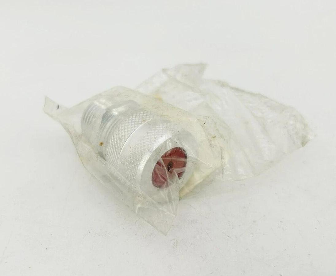 Lot of 3 New Hubbell SHC1021 Liquid Tight Connectors 1/2" Aluminum