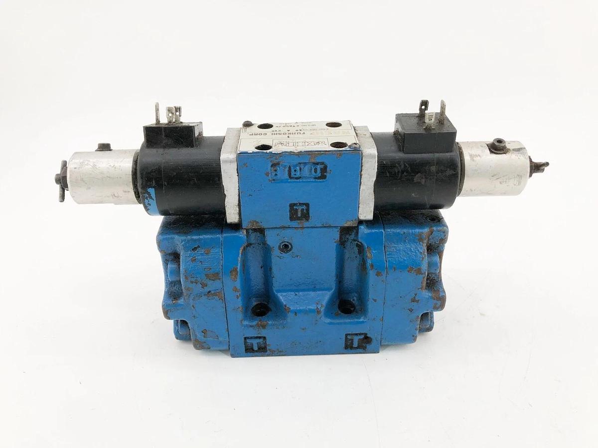 Used Nachi ESD-G03-C540-A-E10 Directional Proportional Valve 24VDC 2Y05239