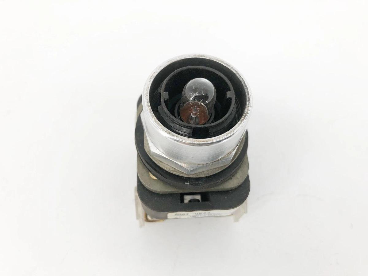 New Allen-Bradley 800T-QB24 Ser. T Pushbutton 24VAC/DC No Box Missing Cap/Bulb
