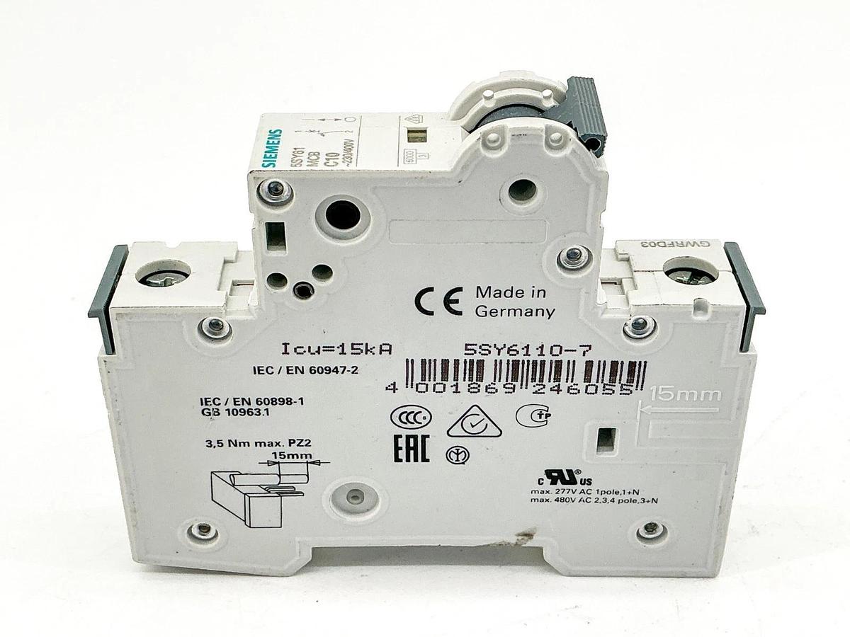 New Lot of 2 Siemens 5SY6110-7 230/400V 1P - No Box