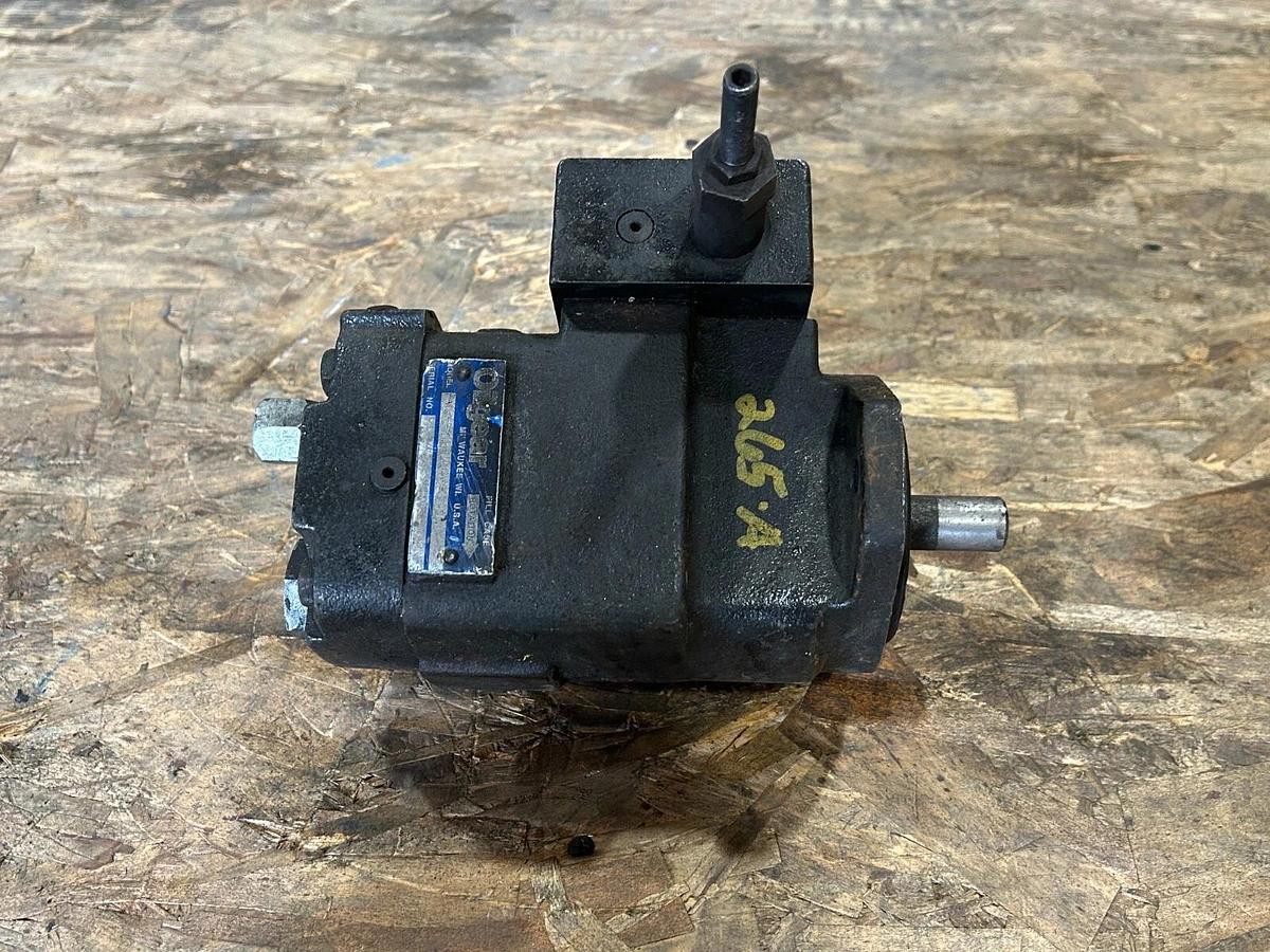 Used OilGear PVWH-10-LSAY-CNNN Hydraulic Pump
