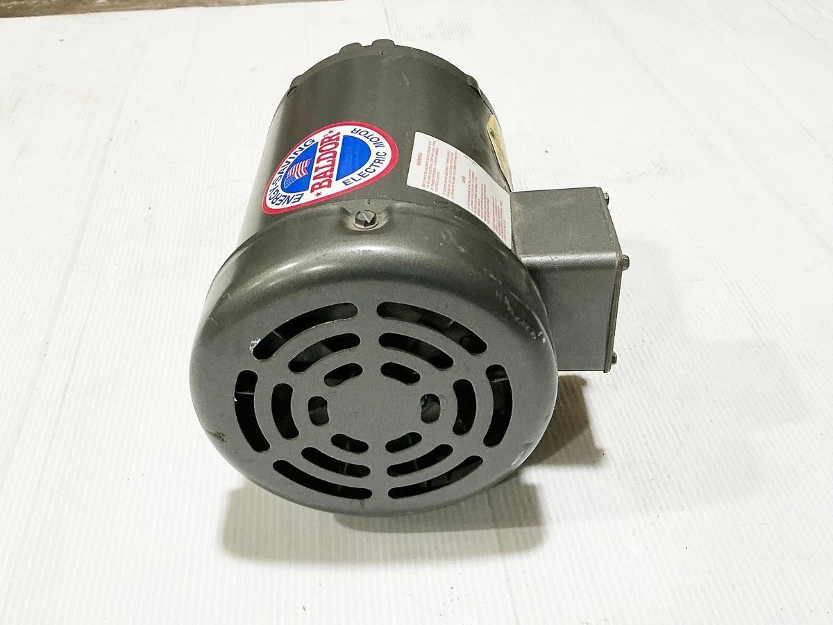New Baldor M3534-5 Electric Motor .33HP 575V 1725RPM 3PH .64A 34A61-901 - No Box