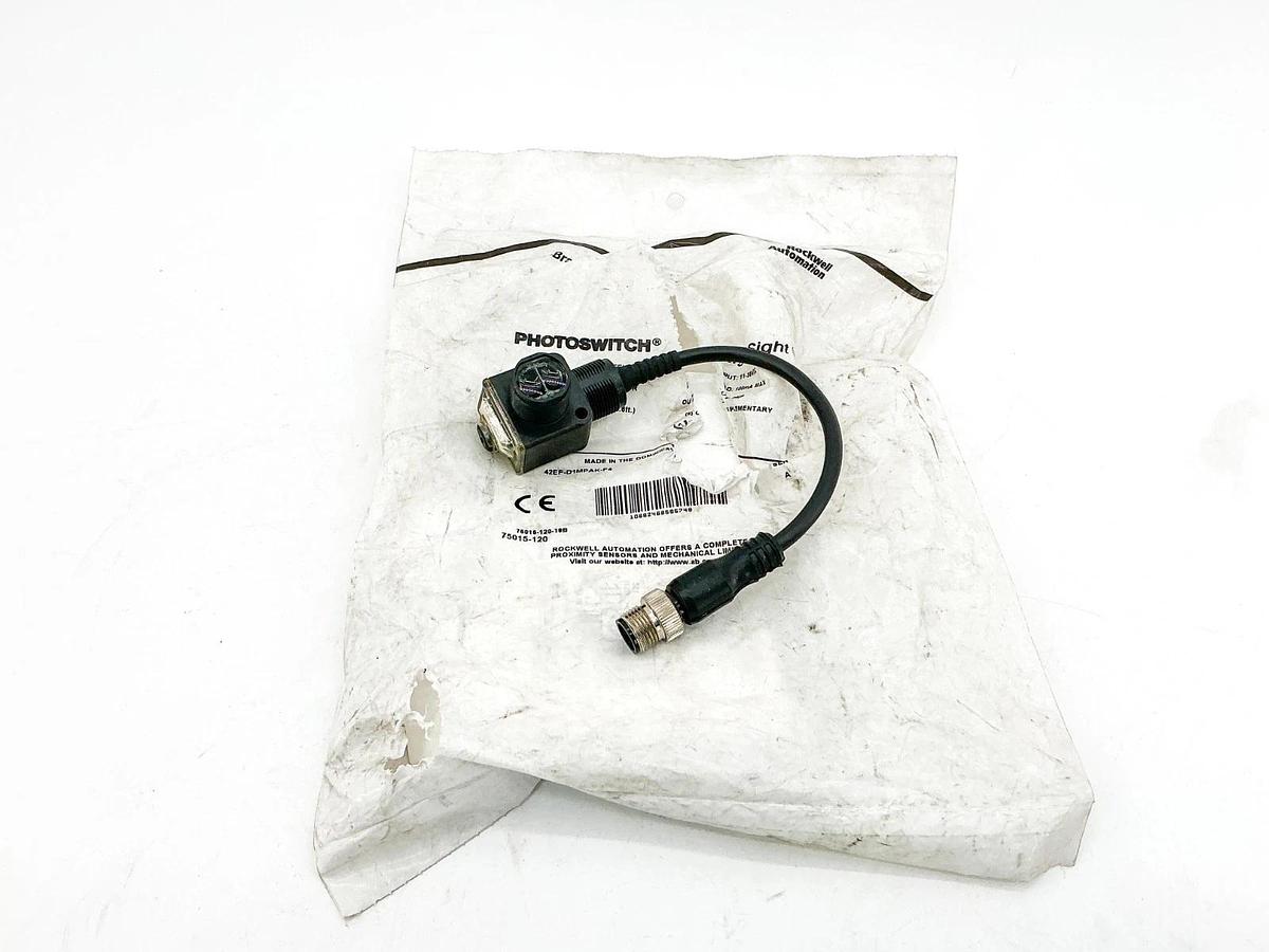 New Allen Bradley 42EF-D1MPAK-F4 Photoelectric Sensor 11-30VDC 100mA Ser.A