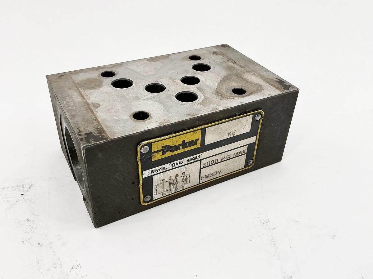 Used Parker FM3DV Control Valve 3000PSI KE