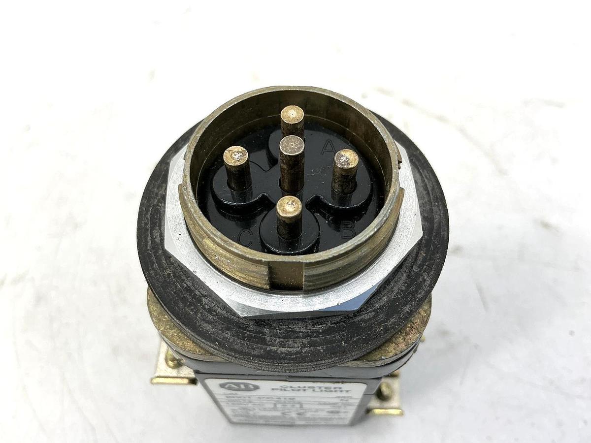 Used Allen Bradley 800T-PC416 Ser N Cluster Pilot Light 9.2W 120VAC Missing Cap