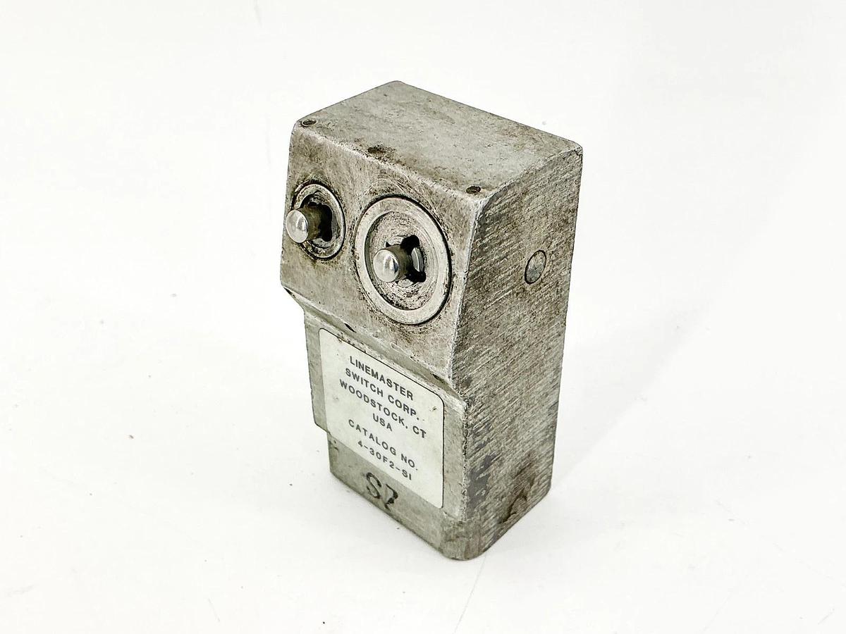 Used Linemaster 4-30F2-SI Pneumatic Control Valve