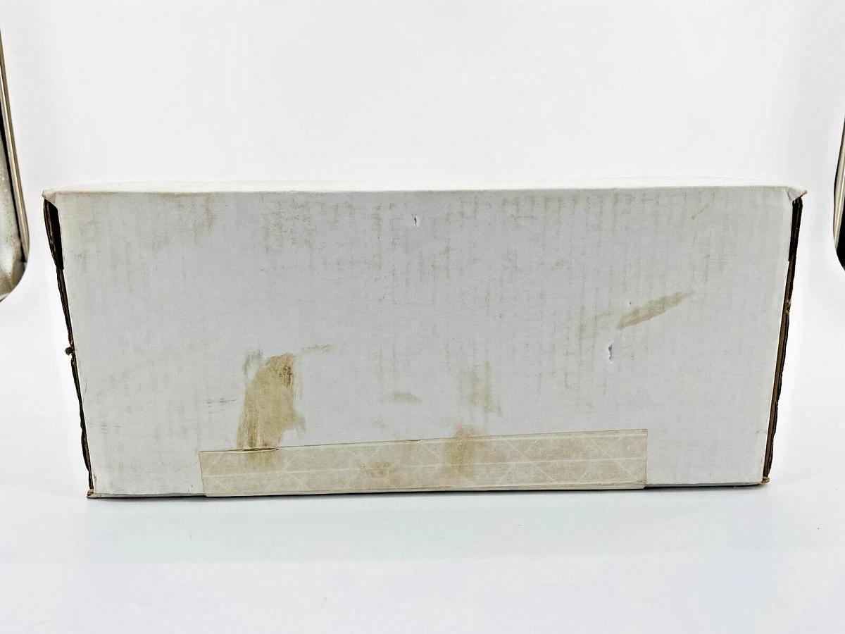 New FSR T3-AC2HW-BLK HW Round Table Box 2 AC Receptacles 2 Data Cables 17098
