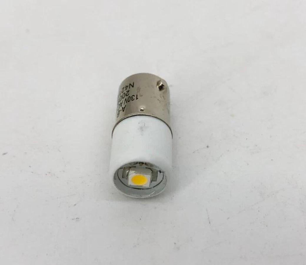 New Allen-Bradley 800T-N421W White LED Bulb 30mm 130VAC/DC - No Box