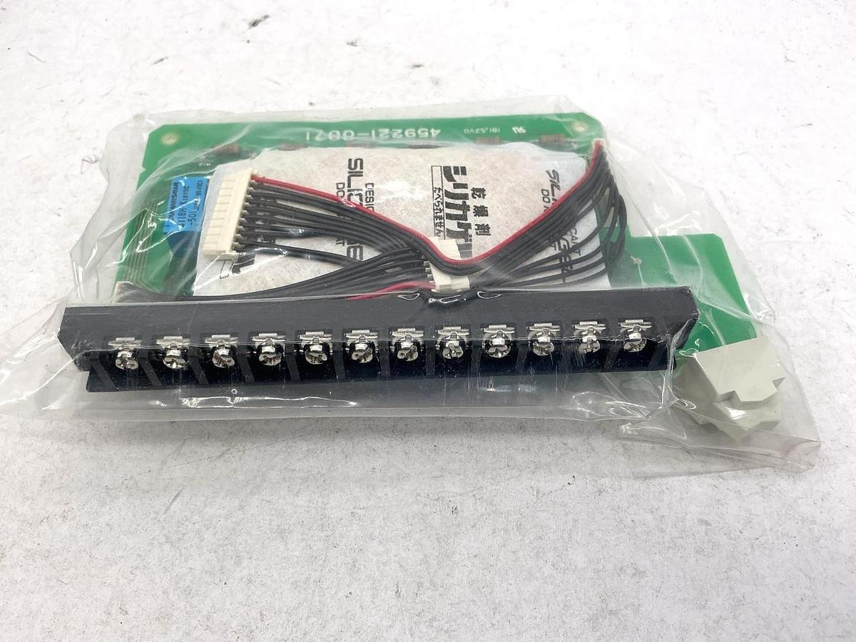 New Allen Bradley 1745-R1 Ser B Replacement Relay Board-Processor SLC 100 PLC