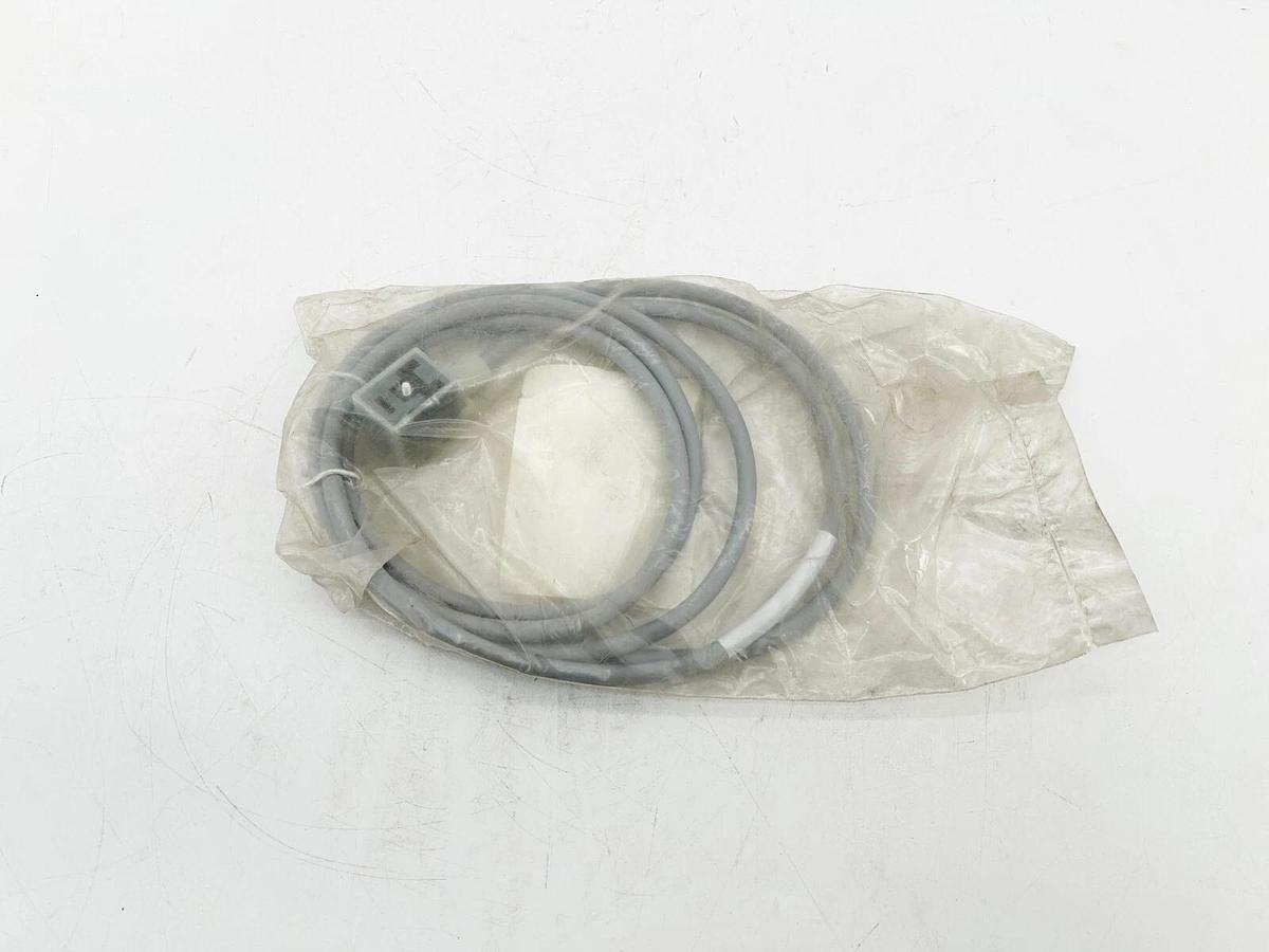 New Lot of 2 Turck VIG 2-C653-2M Single Ended Cordset Right Angle 4A 250V U-6257