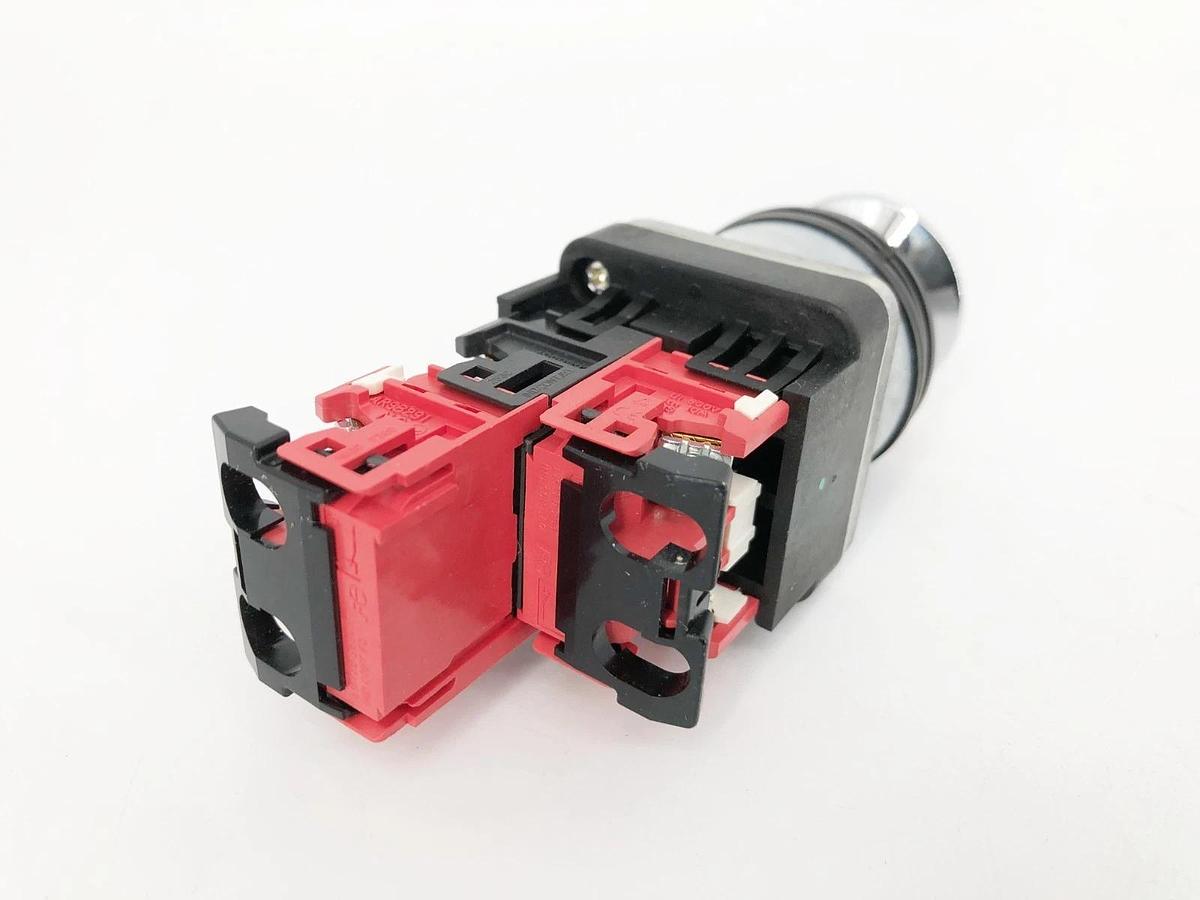 New Fuji Electric AR30Q7L-11E3RZC Red Push-Pull Illuminated Pushbutton 24V 30mm