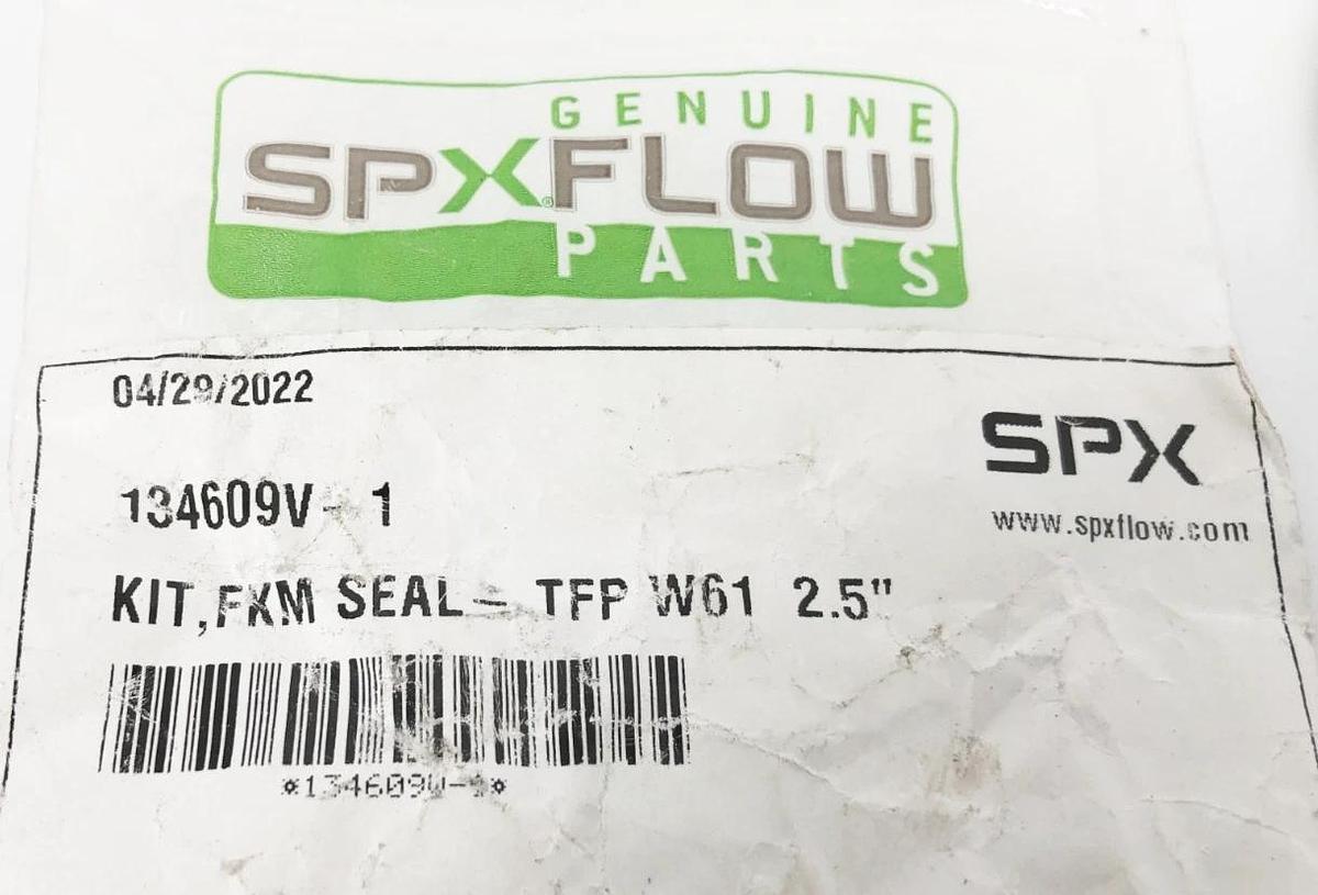 New SPX Flow 134609V-1 Seal Kit TFP W61 2.5"