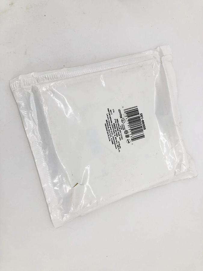 Lot of 25 New Leviton 001-86009 Ivory Wall Plates 2-Gang Toggle Switch
