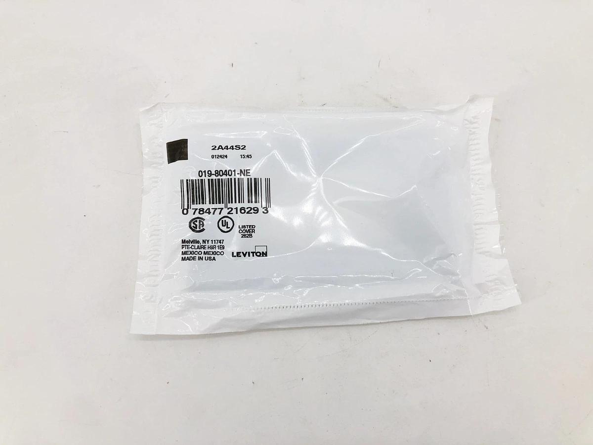 Lot of 8 New Leviton 019-80401-NE Black Decorative Wallplate 1-Gang