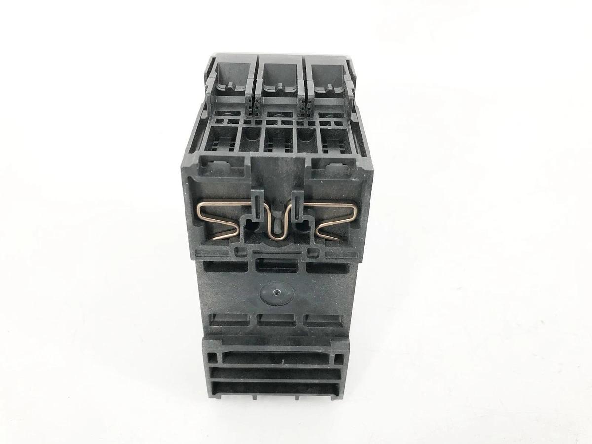 New Allen Bradley 140U-D6D3-C15 Ser. C Circuit Breaker 600Y/347V 15A 3P