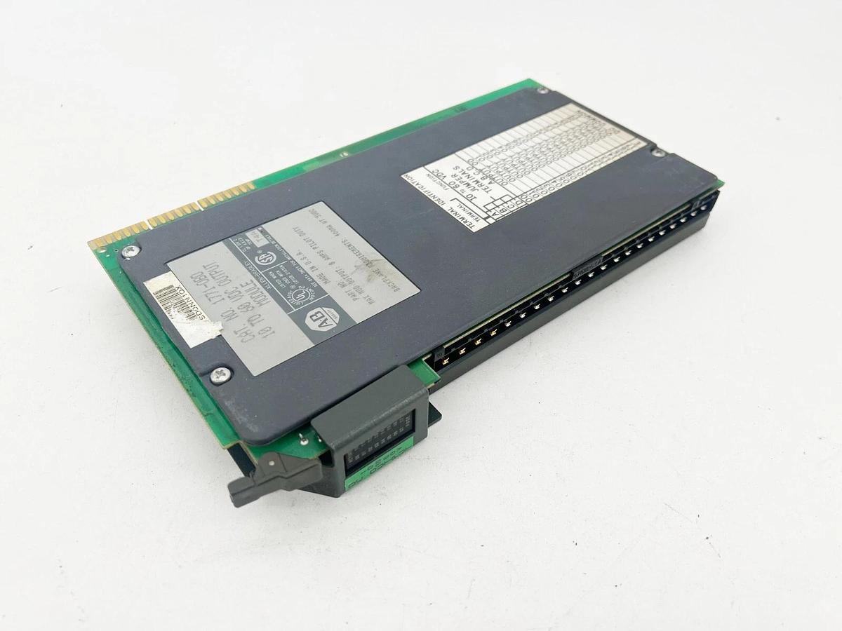 Used Allen Bradley 1771-OBD Digital Output Module PLC 5 16 Points 10-60VDC Output Vol