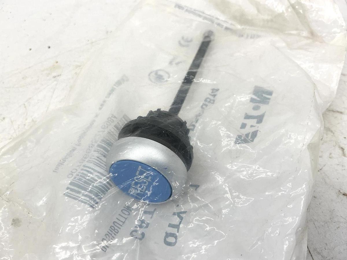 New Eaton M22-DZ-B-GB14 Pushbutton Spring Return Blue Reset