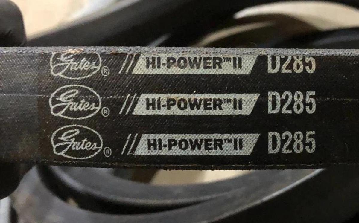 New Gates D285 Hi-Power II V-Belt - No Box