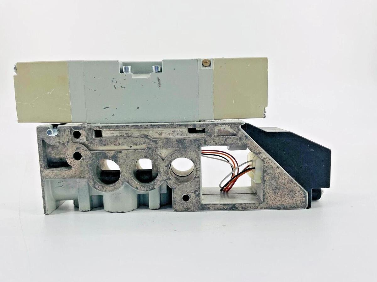 Used Numatics 062BB415K Solenoid Valve 110/120V .05A 120PSIG Air