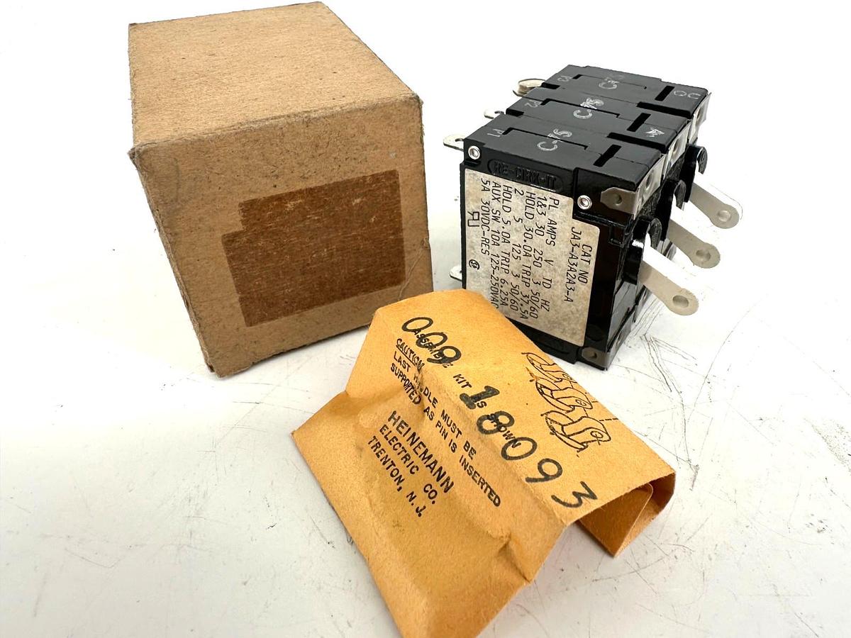 New Heinemann JA3-A3A2A3-A Load Center Circuit Breaker 1&3: 30A 250V 2: 5A 125V