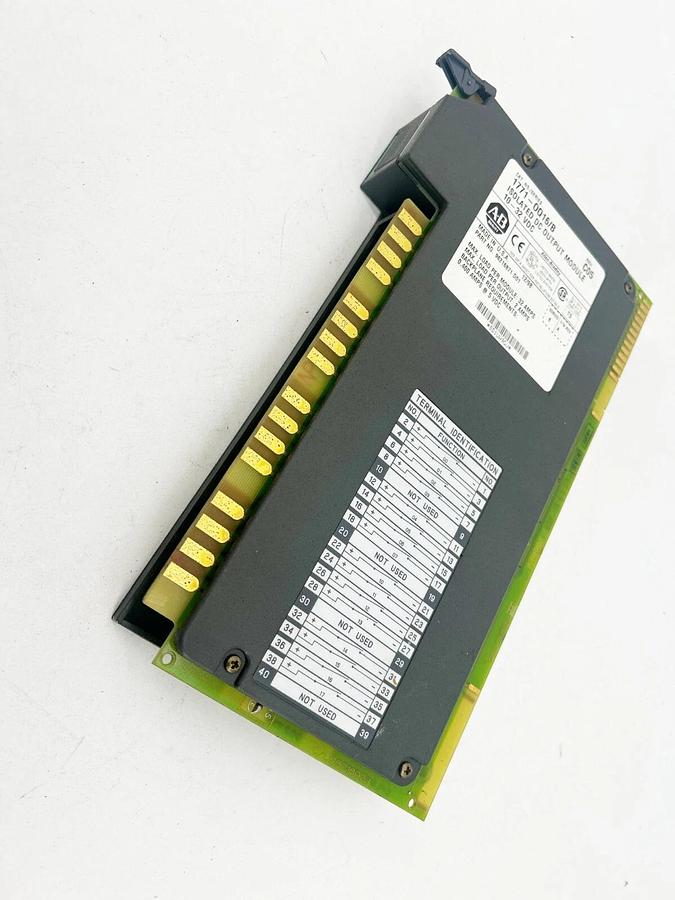 Used Allen Bradley 1771-OQ16/B Digital Output Module PLC 5 Isolated 16 Point 10-32VDC