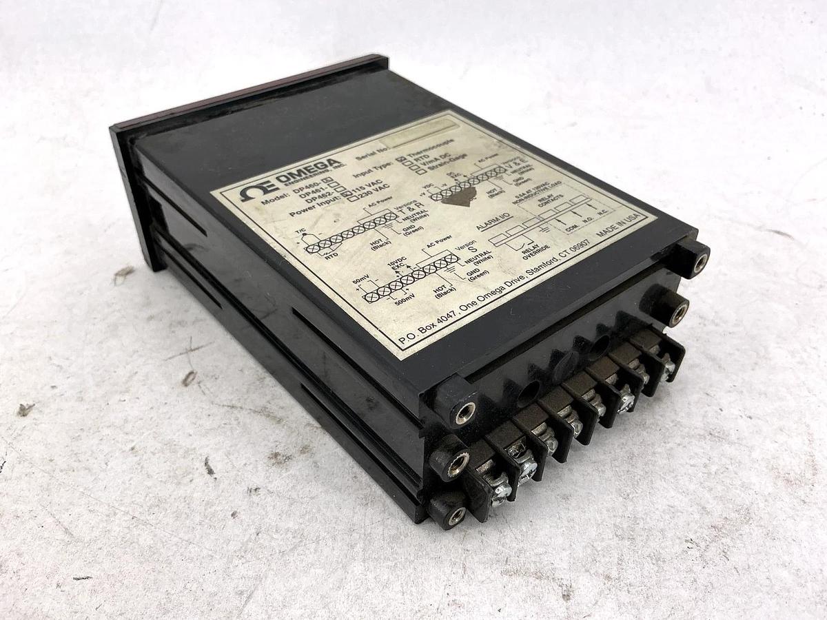 Used OMEGA DP460 Temperature Control Meter Thermocouple 115V DP460-RTD