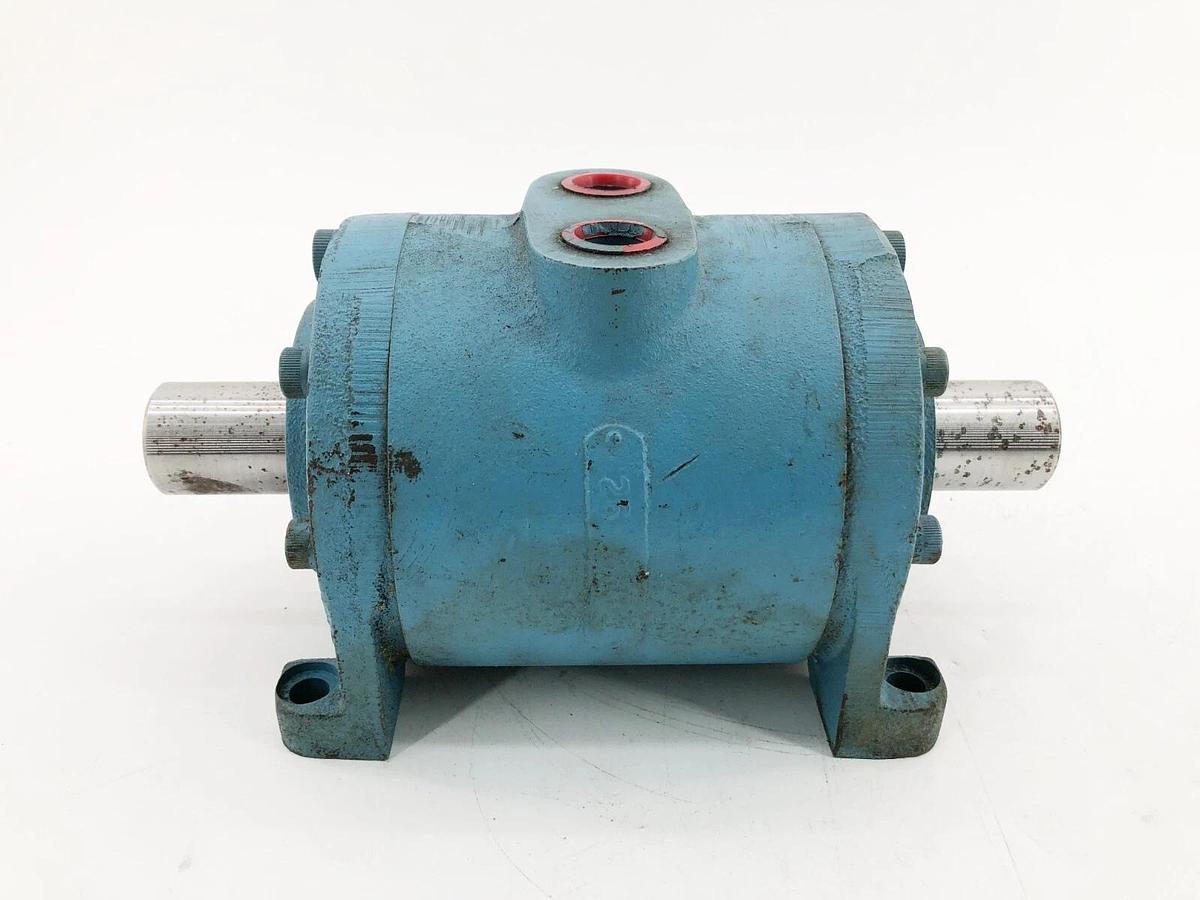 New Rotac HN 3-4 1V OIL Actuator 1000psi 1-1/4" Shaft - No Box