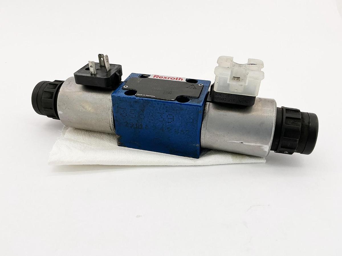 New Rexroth 3DREP-6C-21/25EG24N9K4/V-674 Directional Control Valve R901227875