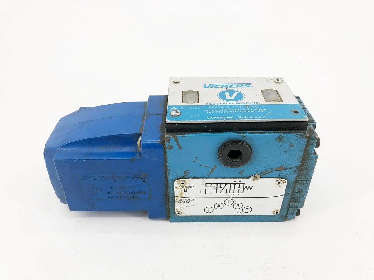 Used Vickers DG4S4LW-012C-B-60 Pilot Valve 120V Coil 02-126304