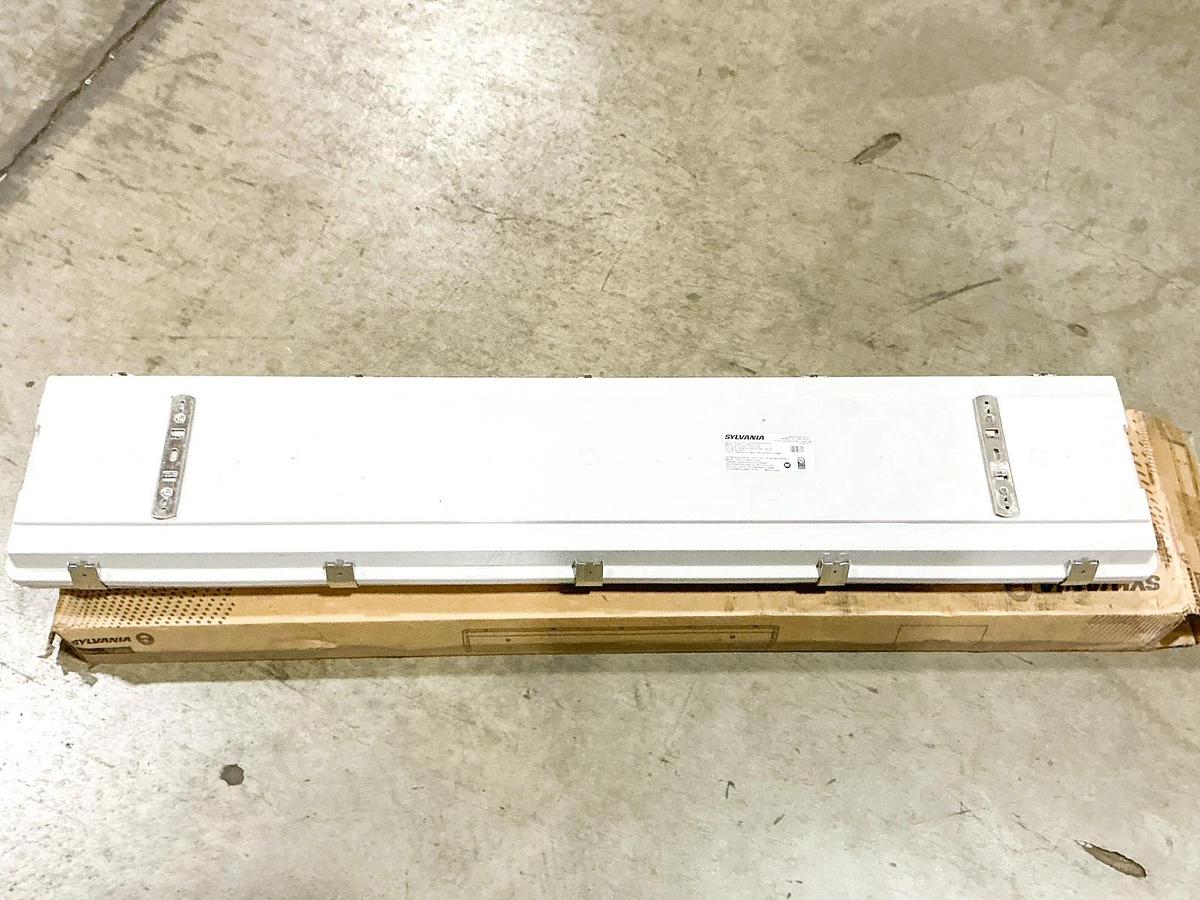 New Sylvania WVAP1A/S180UNVD8SC7/48EC/GR Lamp Fixture 180W 400W 277V 65415-0