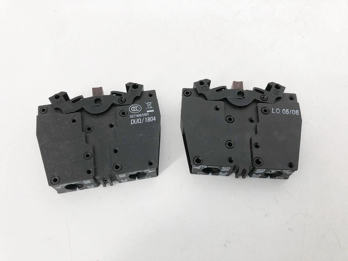 Lot of 2 New Siemens 3SB3400-0A Contact Blocks 400V 1NO 1NC - No Box