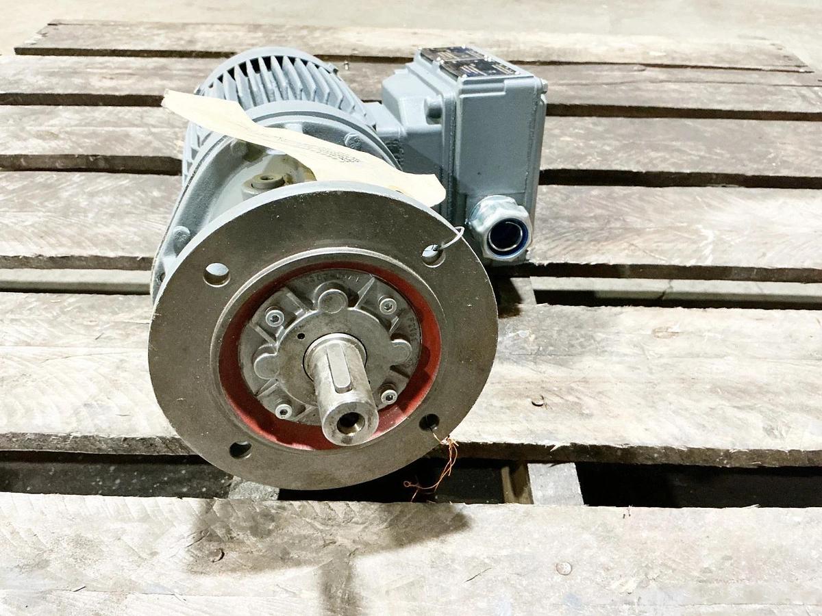 New Bauer F1145759-010-2 Gear Motor Type G03-20/DK712-178-SP 0.015KW 2 RPM 60Hz