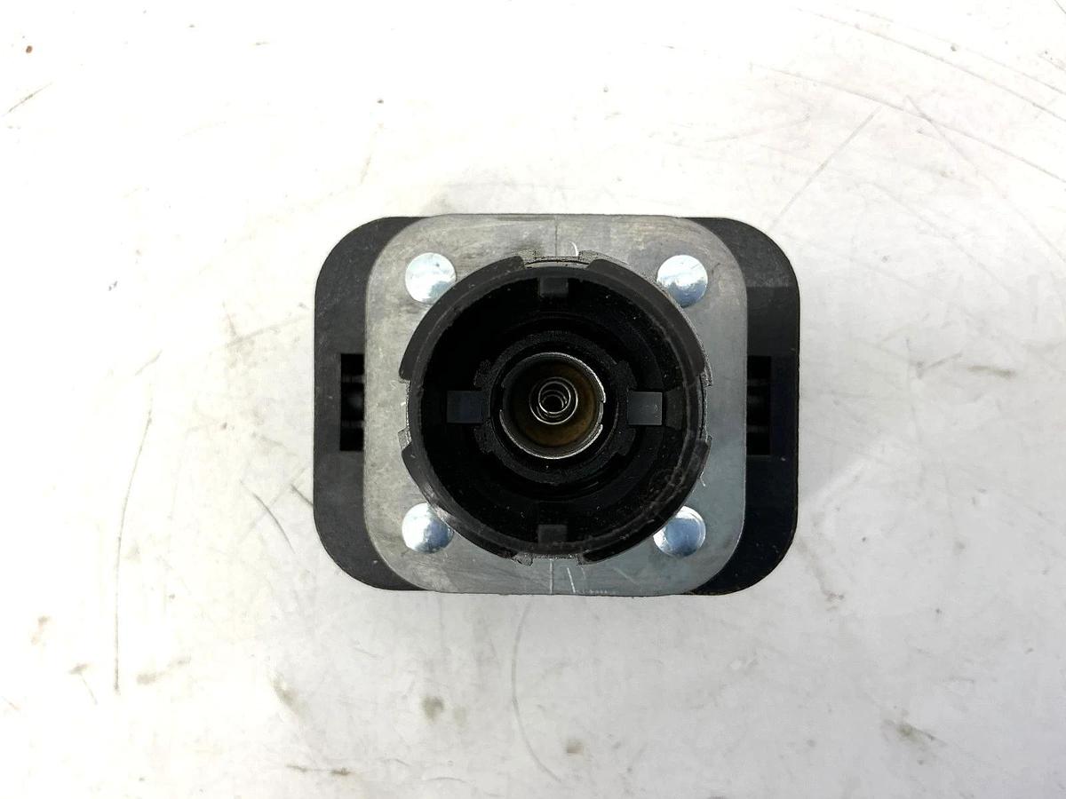 New Allen Bradley 800T-SB00XX Ser T Illuminated Push Button Moment. 30mm No Box