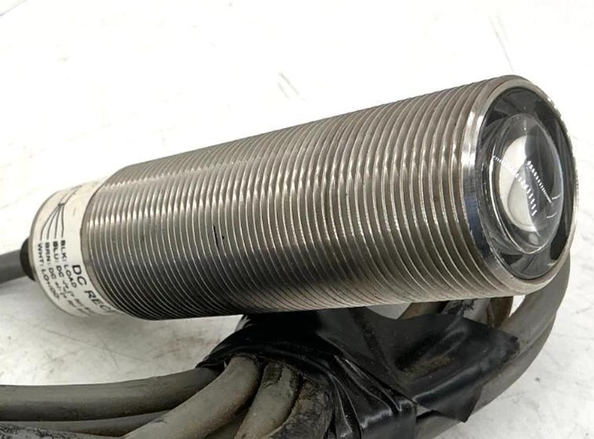 Used Banner Engineering SM30SRLB Photoelectric Sensor 4-Wire 10-30VDC 27376