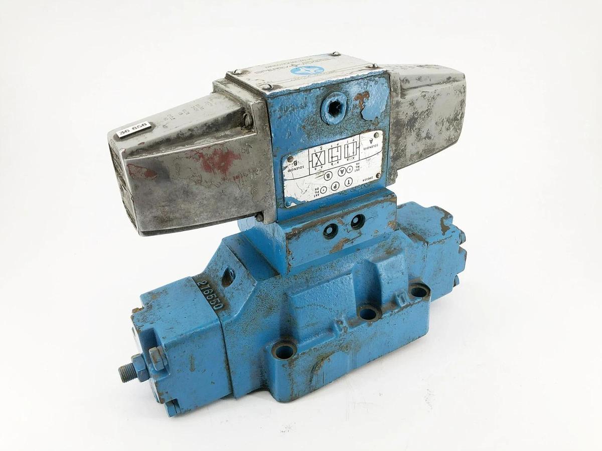 Used Sperry Vickers DG5S4-066C-51 Pilot Operated Directional Control Valve 115V