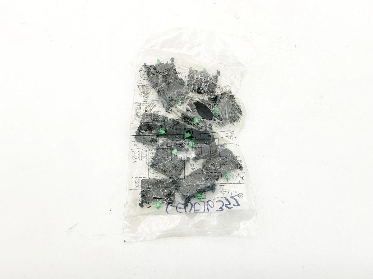 New Bag of 12 Allen Bradley 800F-X10 Contact Block 690V 10A Ser.A
