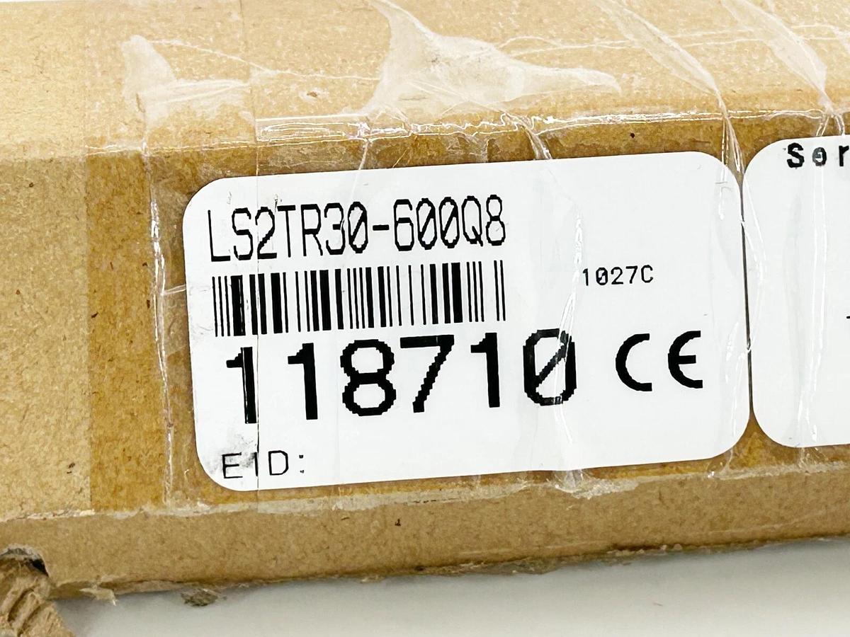 New Banner LS2TR30-600Q8 Light Curtain Receiver 30MMX600MM Yellow 118710